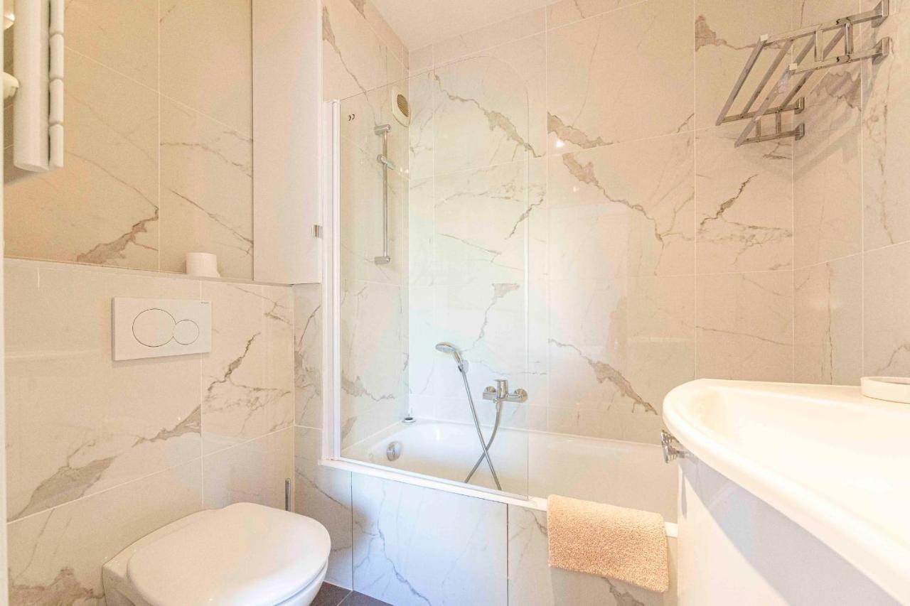 Apartment 2 Bedrooms2 Bathroomsdouble Terrace & Garden In Palm Beach Area Кан Екстериор снимка